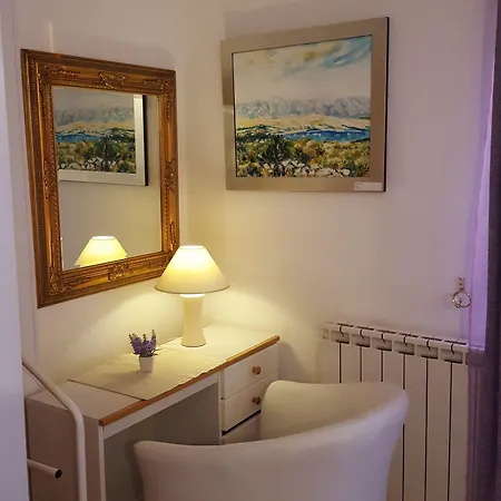 Art Ines Ζαντάρ