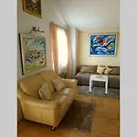 بيت ضيافة Art Ines