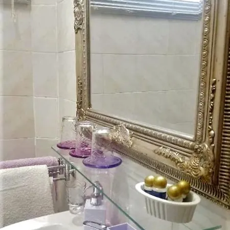 Art Ines Πανσιόν 3*