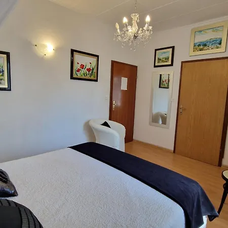 Art Ines Ζαντάρ